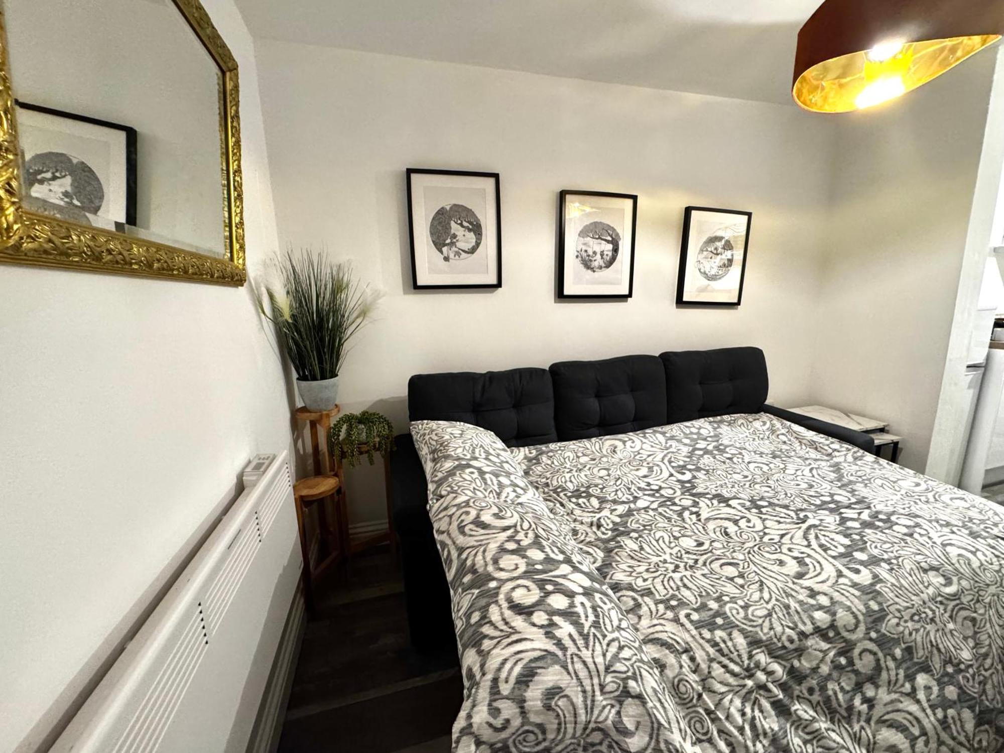 Apartment Link Perfect For Concert Goers, Football Fans And Contractors, Closer To Centre, Everton, Grounds Liverpool